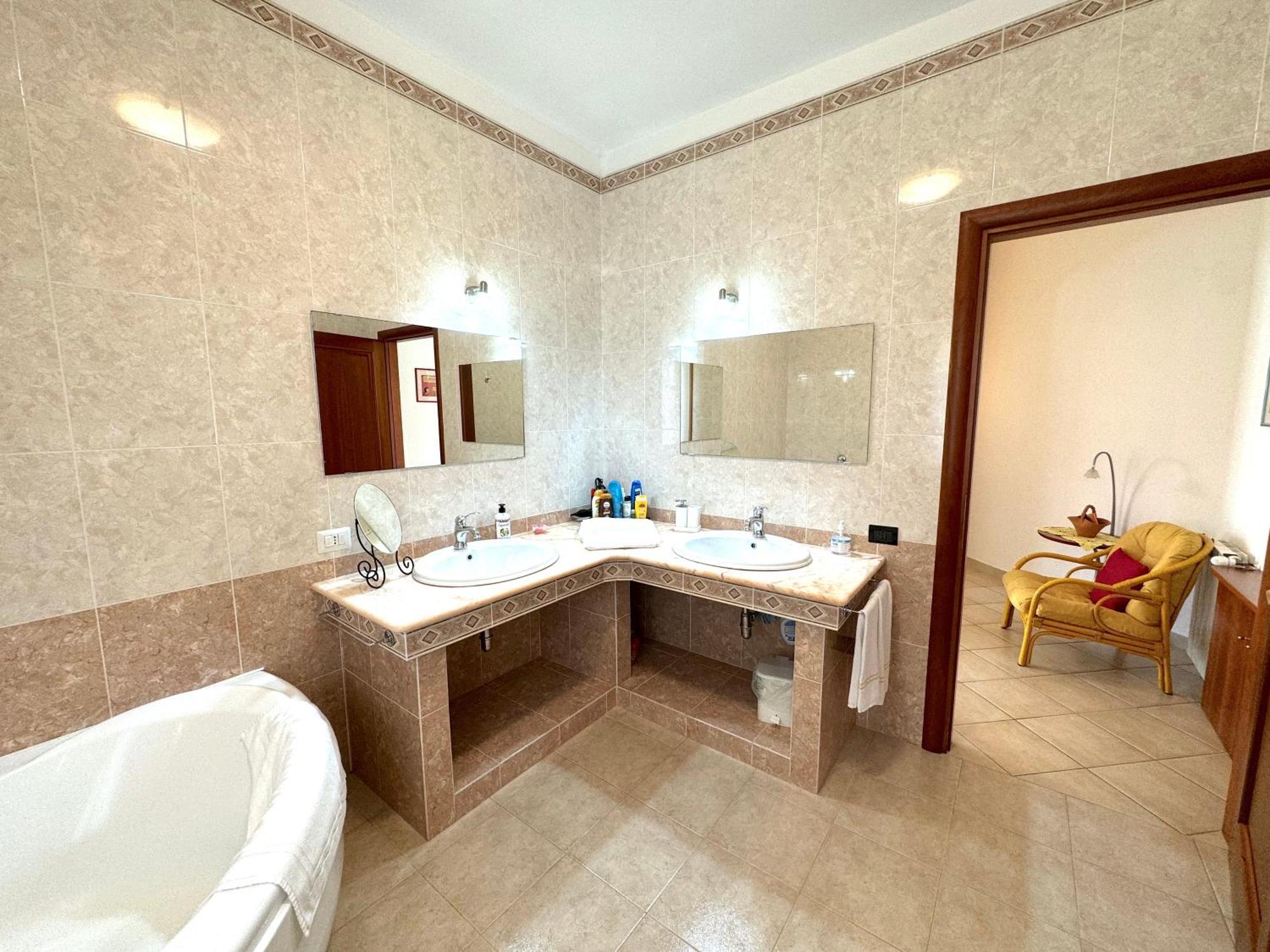 Apartmán Rosa'S House - Zona Ospedaliera Cagliari Exteriér fotografie