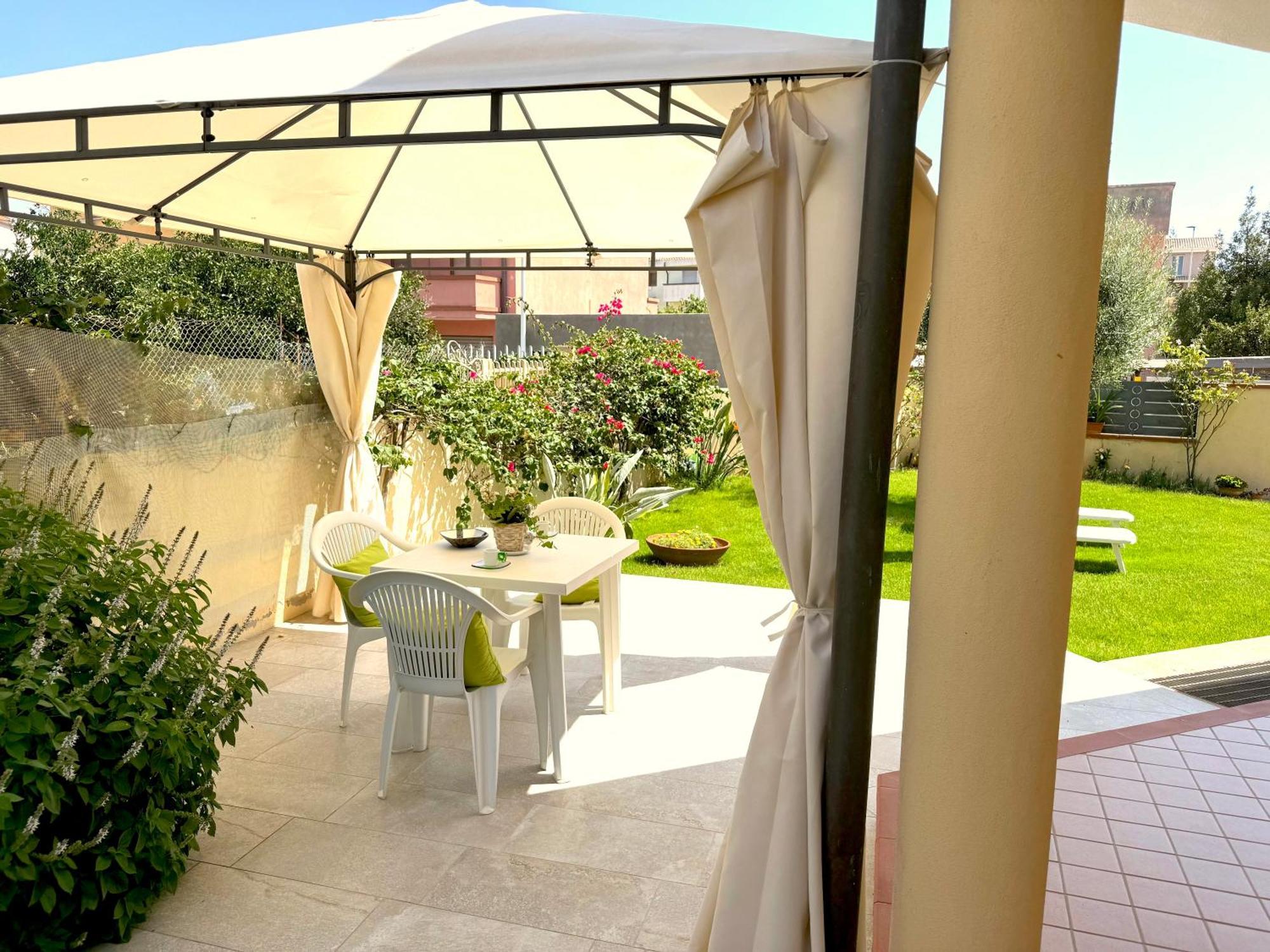 Apartmán Rosa'S House - Zona Ospedaliera Cagliari Exteriér fotografie